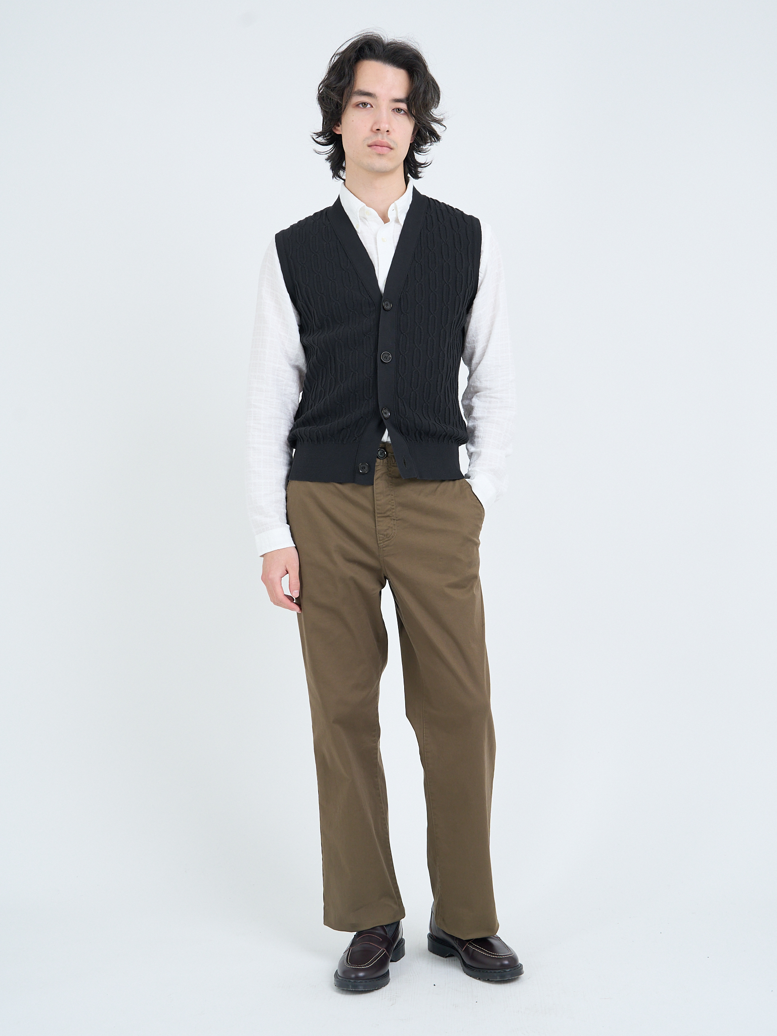 Dewsbury V Neck Penrose Black