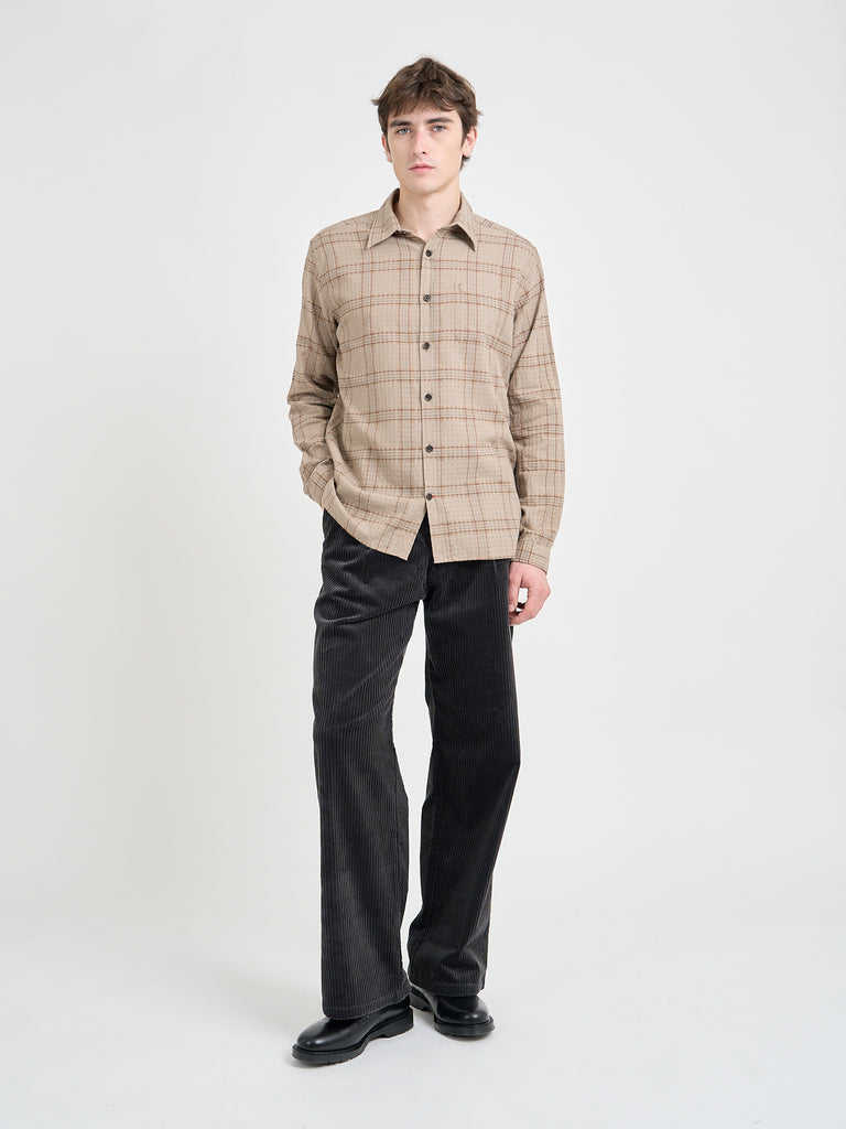 Video of model wearing an Oliver Spencer New York Special Shirt in Connell Beige